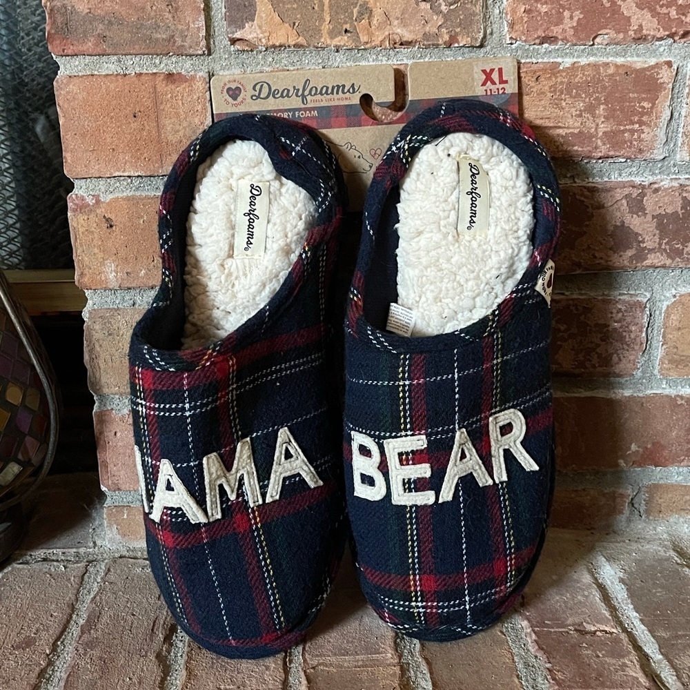 NWT Dearfoams Mama Bear Slippers